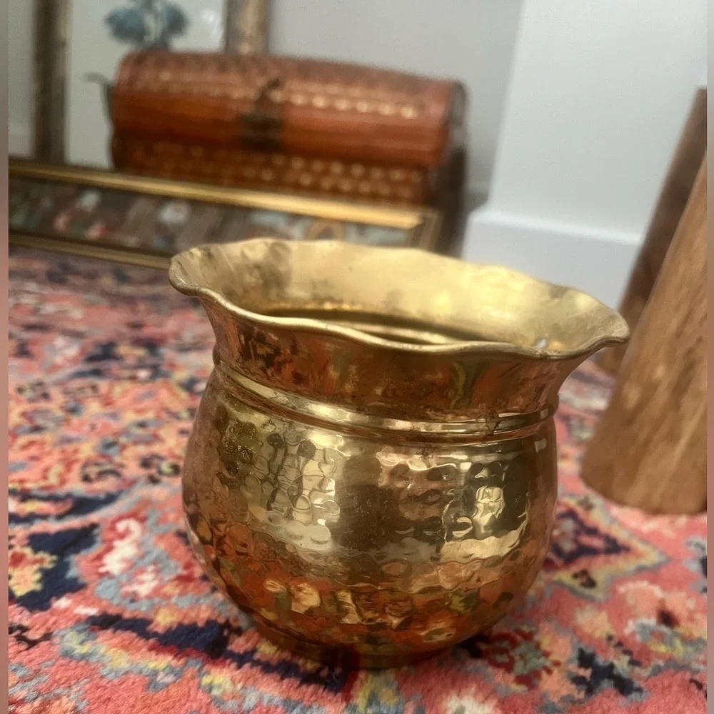 Vintage Gold Hammered Accent Vase - Picture 4 of 4